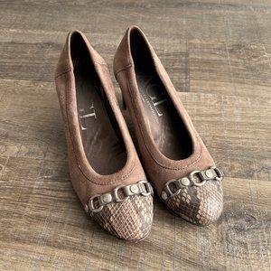 AGL Suede Pumps Heels size 7
